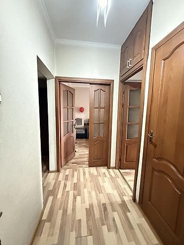 3 комнаты, 62 м², Цум 105 серия, 8 этаж, Требуется ремонт at lalafo.kg 3 комнаты, 62 м², Цум 105 серия, 8 этаж, Требуется ремонт