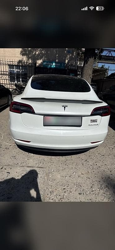 19: Tesla Model 3: 2020 г., Электромобиль, Седан — 3