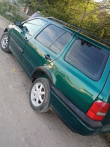 крыло срв 1: Volkswagen Golf Variant: 1995 г., 1.8 л, Механика, Бензин, Универсал — 3