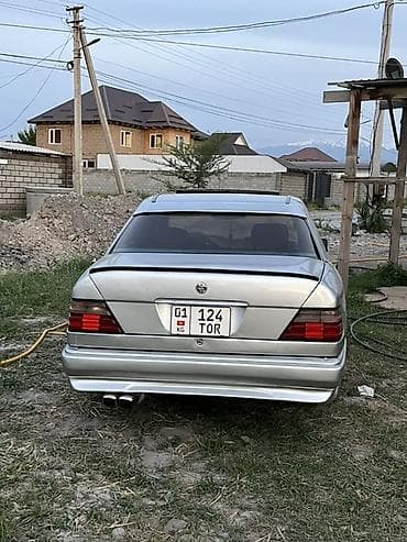 Mercedes-Benz W124: 1995 г., 3.2 л, Автомат, Бензин, Седан — 6