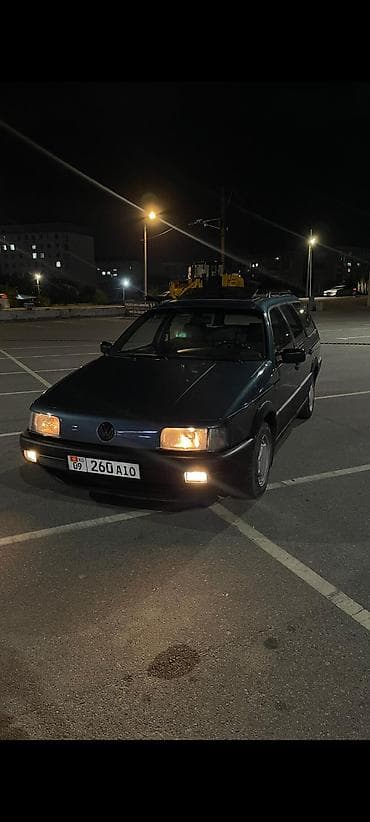 Volkswagen Passat Variant: 1988 г., Универсал