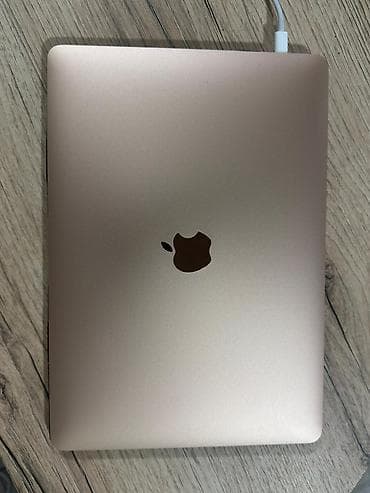 macboo: MacBook Air 13.3" (Retina 2560×1600), цвет Gold. Чип Apple M1 — 5