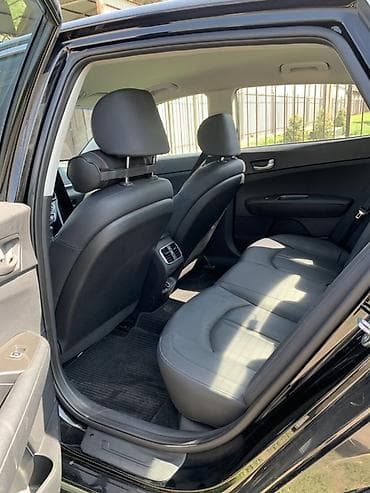 mercedes e200: Kia K5: 2019 г., Автомат, Бензин, Седан — 7