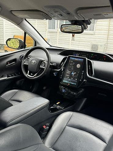 тайота жып: Toyota Prius: 2019 г., 1.8 л, Вариатор, Гибрид, Хетчбек — 3