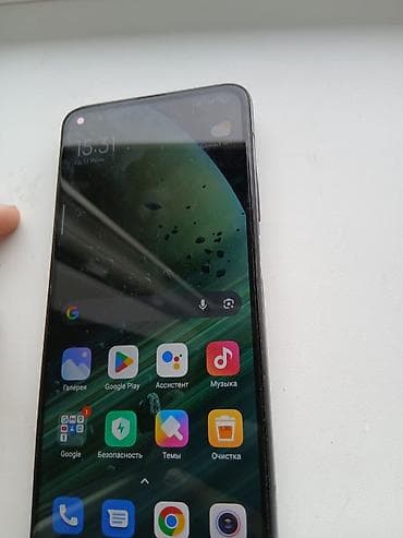 экран монитор: Xiaomi, Mi 10T, Б/у, 128 ГБ, цвет - Серебристый, 2 SIM — 4