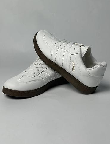 Кроссовки, 39, 40, Adidas, Новый, цвет - Белый, Самовывоз