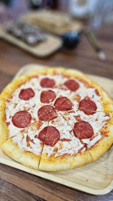 фарель ош: Требуется повар на японскую кухню з/п обсудим — 2