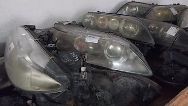 Передняя правая фара Mazda 2003 г., Б/у, Оригинал
