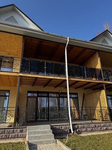 новый дом с ремонтом: 50 м², 3 комнаты — 8