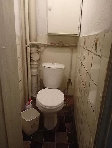продаю квартиру район азия моол: 2 комнаты, 50 м², Индивидуалка, 2 этаж, Старый ремонт — 4