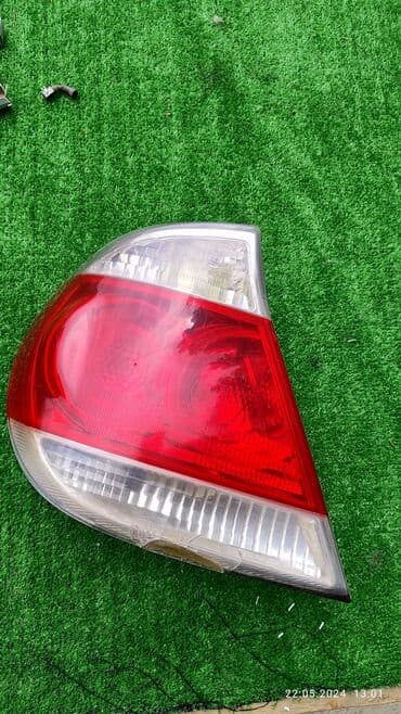 запчасти на тойота калдина в бишкеке: Задний левый стоп-сигнал Toyota 2005 г., Б/у, Оригинал — 1