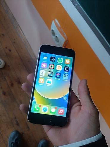 IPhone 8, 64 ГБ, Белый