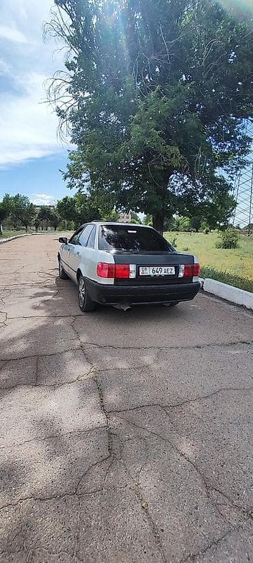 глушитель выхлопных: Audi 80: 1991 г., 2 л, Механика, Бензин, Седан — 1