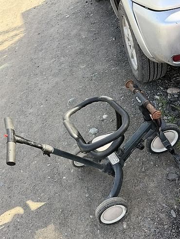 Детский беговел-каталка с ручкой для родителей - Компактная