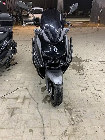 Транспорт: Q MAXI 2025 сатылат LIYA MOTO состояние идеал 😍, 165 куб вложения жок — 2