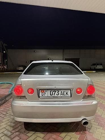 Продажа авто: Toyota Altezza: 2003 г., 2 л, Робот, Газ, Седан — 5