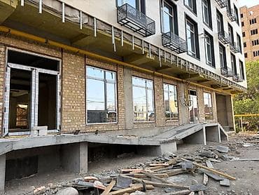 продаю студию красоты: Продажа офисов 121 м², Без ремонта, Без мебели, Бизнес центр, 1 этаж — 8