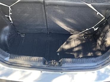 кок талаа: Hyundai i10: 2011 г., 1.1 л, Кол менен иштөөчү, Бензин, Хетчбек — 10
