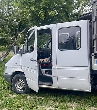 мерседес гигант кабина: Легкий грузовик, Mercedes-Benz, Дубль — 3