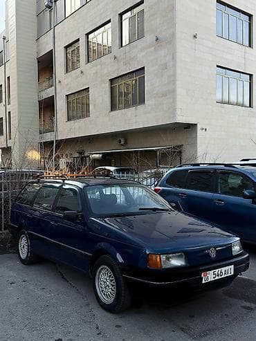 Volkswagen Passat: 1990 г., 1.8 л, Механика, Бензин, Универсал at lalafo.kg Volkswagen Passat: 1990 г., 1.8 л, Механика, Бензин, Универсал