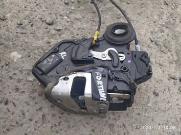 реставрация бронированных дверей: Toyota Fortuner Замок дверной центральный, Тойота Фортунер замок — 1