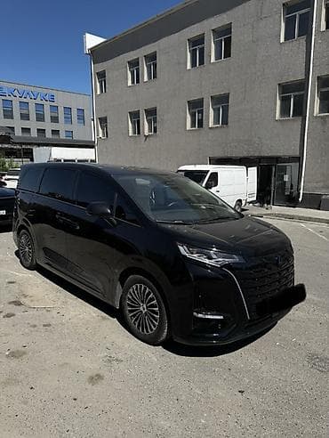 аренда цементовоз: Минивэн бизнес-класса в чёрном цвете. Срочно срочно ‼️ торг есть — 4