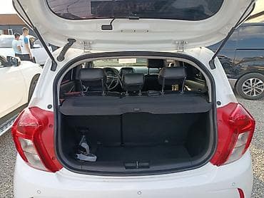 стёк: Chevrolet Spark: 2016 г., 1 л, Автомат, Бензин, Хэтчбэк — 4