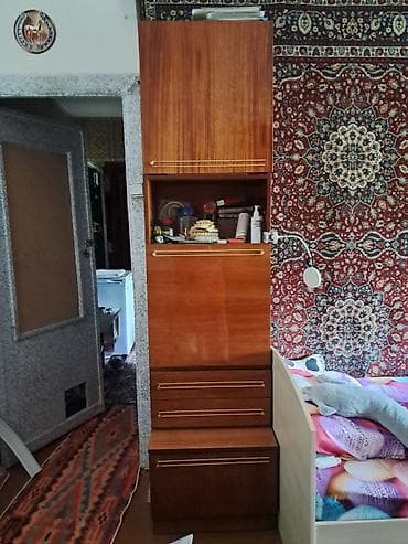 кухный стенка: Стенка-шкаф, Тип стенки-шкафа: Модульная, Для зала, Б/у, Особенности: Для хранения посуды — 4