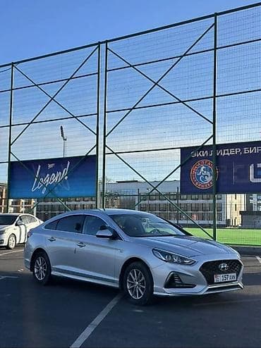 Hyundai Sonata: 2021 г., 2 л, Автомат, Газ, Седан