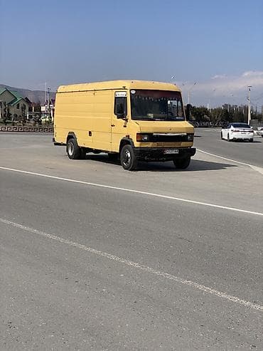 поддон мерседес: Легкий грузовик, Mercedes-Benz, Стандарт — 1