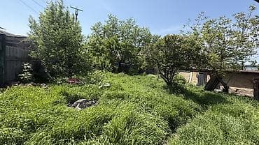 пл: Продаётся дом с участком на угловом участке. Забор из профлиста — 4