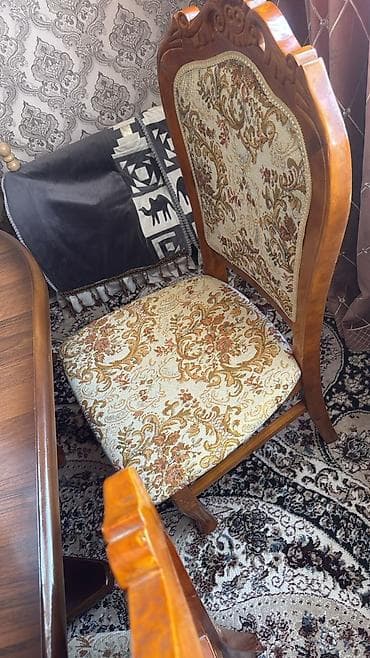 Кухонный стол и стул, Б/у, Самовывоз at lalafo.kg Кухонный стол и стул, Б/у, Самовывоз