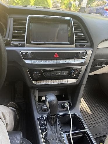 Продажа авто: Hyundai Sonata: 2019 г., 2 л, Газ, Седан — 5