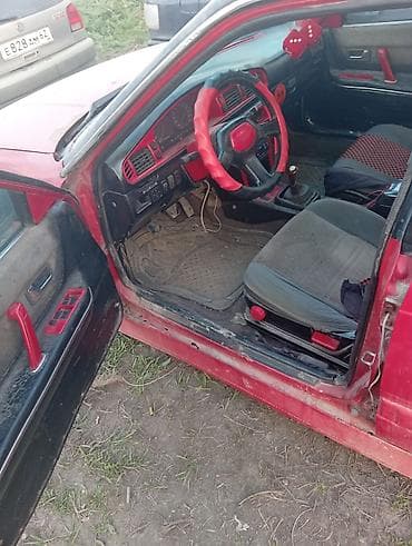 honda sara: Mazda 626: 1991 г., Седан — 8