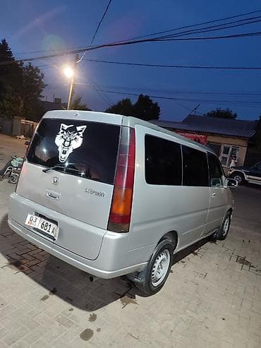 крыло на степ: Honda Stepwgn: 2001 г., Минивэн — 3