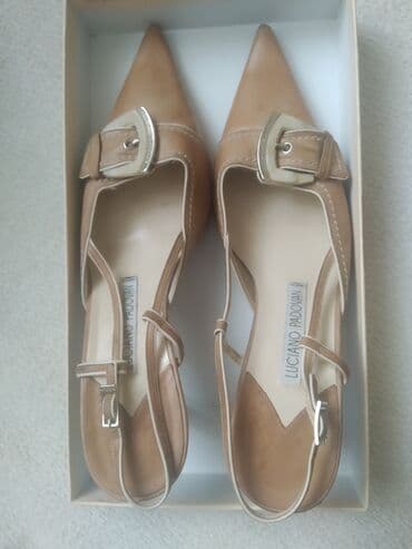 Босоножки Италия в отличном состоянии. Цена 6000с