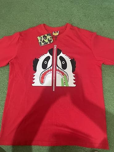 Футболка A Bathing Ape (BAPE) красная, размер XL. - Материал: плотный