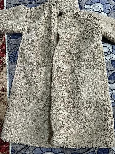 Женская пальто из мягкого «тедди» (овечья фактура), бежевый цвет. -