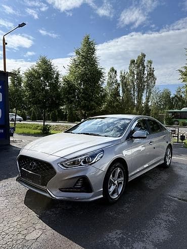 Hyundai Sonata: 2022 г., 2 л, Автомат, Газ, Седан