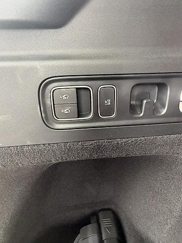 бу акб: Lixiang L7: 2024 г., Электромобиль, Кроссовер — 7