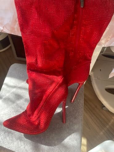 оптом ботинки: Сапоги новые размер 34, смотрятся на ноге шикарно — 2