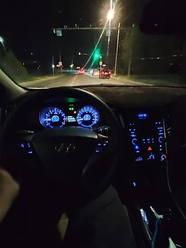 гольф первый: Hyundai Sonata: 2013 г., 2 л, Автомат, Газ, Седан — 10