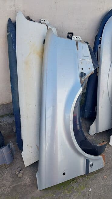 подкрылки лексус: Переднее правое Audi, 1994 г., Б/у, Оригинал — 1