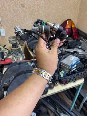 капот х5: БМВ Е53 Х5 КАПОТЫ КРЫЛЬЯ ФАРЫ РУЛЕВЫЕ РЕЙКИ НАСОСЫ ГУР ГЕНЕРАТОРЫ — 8