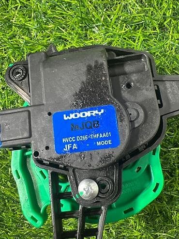 su 7: Сервопривод заслонок печки (актуатор распределения потоков воздуха) — 2