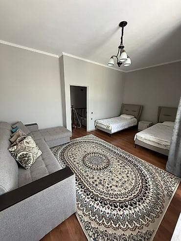 недостроенный дом: 100 м², 3 комнаты, Парковка — 5