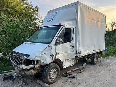 решетка спринтер: Грузовик, Mercedes-Benz — 2