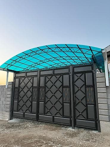 откатные вороты: Кованные металлические ворота с калиткой и навесом - Двухстворчатые — 1