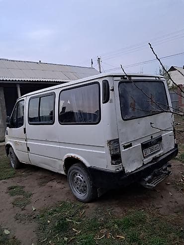 тирано: Ford Transit: 1999 г., 2.5 л, Ручные, Дизель, Фургон — 7