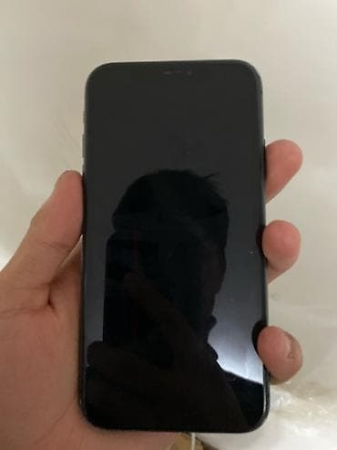se 3: IPhone 11, Б/у, Черный — 2